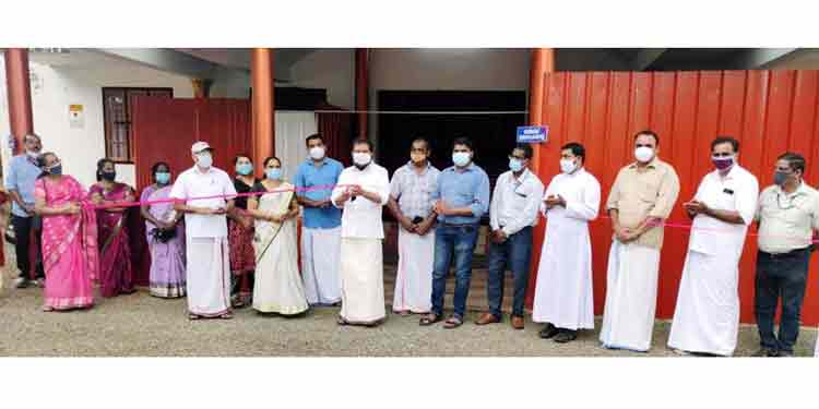 മല്ലപ്പള്ളി താലൂക്കിലെ എല്ലാ പഞ്ചായത്തിലും ഫസ്റ്റ് ലൈന് ട്രീറ്റ്മെന്റ് സെന്ററുകള് സജ്ജമായി മല്ലപ്പള്ളി താലൂക്കിലെ എല്ലാ പഞ്ചായത്തിലും ഫസ്റ്റ് ലൈന് ട്രീറ്റ്മെന്റ് സെന്ററുകള് സജ്ജമായി