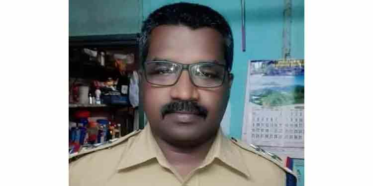 സംസ്ഥാനത്ത് ഒരു കോവിഡ് മരണം കൂടി ; മരിച്ചത് സ്പെഷ്യല് ബ്രാഞ്ച് എസ്.ഐ സംസ്ഥാനത്ത് ഒരു കോവിഡ് മരണം കൂടി ; മരിച്ചത് സ്പെഷ്യല് ബ്രാഞ്ച് എസ്.ഐ