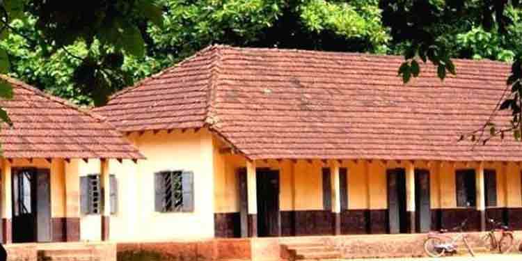 സംസ്ഥാനത്ത് സ്കൂളുകള് ഉടനൊന്നും തുറക്കില്ല ; ഓണ്ലൈന് സംവിധാനം തന്നെ തുടരും സംസ്ഥാനത്ത് സ്കൂളുകള് ഉടനൊന്നും തുറക്കില്ല ; ഓണ്ലൈന് സംവിധാനം തന്നെ തുടരും