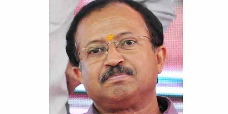 അന്താരാഷ്ട്ര വിമാനത്താവളം പൊതു മേഘലയില് നിലനിര്ത്തണം ; വി മുരളീധരന്റെ പഴയ എഫ്.ബി പോസ്റ്റ് തിരിച്ചടിയാകുന്നു അന്താരാഷ്ട്ര വിമാനത്താവളം പൊതു മേഘലയില് നിലനിര്ത്തണം ; വി മുരളീധരന്റെ പഴയ എഫ്.ബി പോസ്റ്റ് തിരിച്ചടിയാകുന്നു