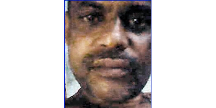 പോലീസിനെ ആക്രമിച്ചു പരുക്കേല്പ്പിച്ച പ്രതിയെ തൂങ്ങിമരിച്ച നിലയില് കണ്ടെത്തി പോലീസിനെ ആക്രമിച്ചു പരുക്കേല്പ്പിച്ച പ്രതിയെ തൂങ്ങിമരിച്ച നിലയില് കണ്ടെത്തി
