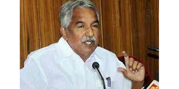 അക്രമം നടത്തുന്നതാണ് രാഷ്ട്രീയമെന്ന് കമ്യൂണിസ്റ്റ് പാര്ട്ടി ധരിക്കരുതെന്ന് ഉമ്മന്ചാണ്ടി അക്രമം നടത്തുന്നതാണ് രാഷ്ട്രീയമെന്ന് കമ്യൂണിസ്റ്റ് പാര്ട്ടി ധരിക്കരുതെന്ന് ഉമ്മന്ചാണ്ടി