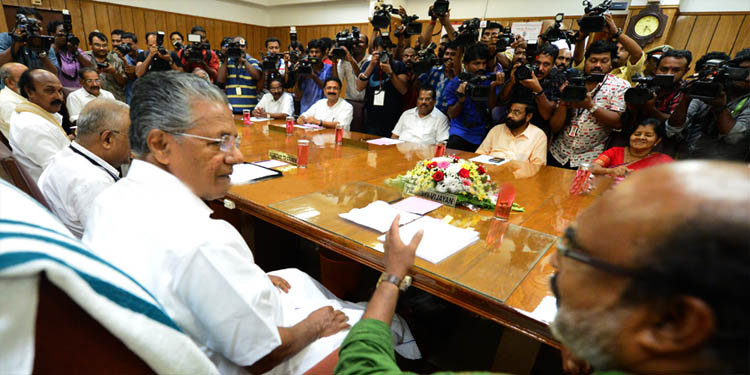 കാര്ഷിക ബില്ലിനെതിരെ സംസ്ഥാന സര്ക്കാര് സുപ്രീംകോടതിയില് ഹർജി നല്കും : മന്ത്രിസഭായോഗo കാര്ഷിക ബില്ലിനെതിരെ സംസ്ഥാന സര്ക്കാര് സുപ്രീംകോടതിയില് ഹർജി നല്കും : മന്ത്രിസഭായോഗo