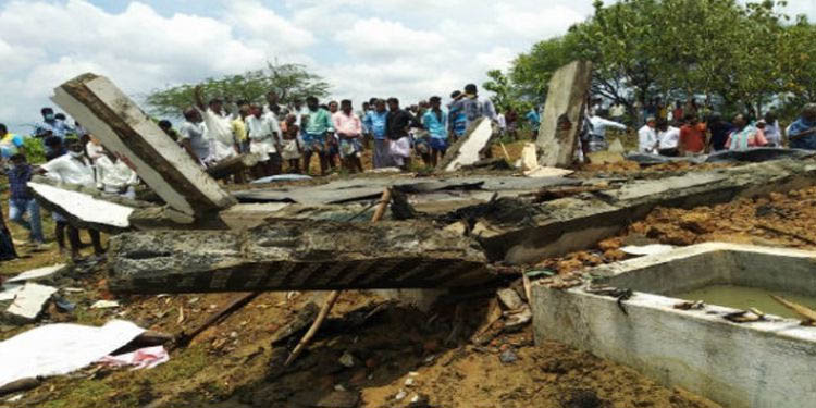 കൂടല്ലൂരില് പടക്ക നിര്മാണശാലയില് ഉണ്ടായ സ്ഫോടനത്തില് ഒന്പത് മരണം കൂടല്ലൂരില് പടക്ക നിര്മാണശാലയില് ഉണ്ടായ സ്ഫോടനത്തില് ഒന്പത് മരണം