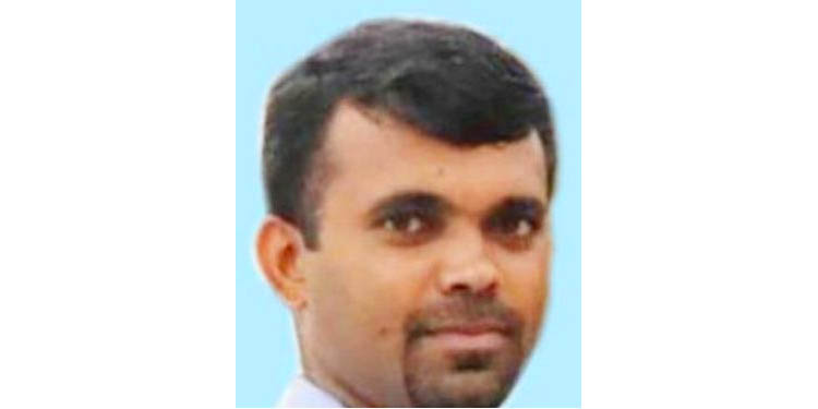 കെട്ടിടത്തിന് മുകളില്നിന്ന് വീണ് ബംഗളൂരുവില് മലയാളി യുവാവ് മരിച്ചു കെട്ടിടത്തിന് മുകളില്നിന്ന് വീണ് ബംഗളൂരുവില് മലയാളി യുവാവ് മരിച്ചു