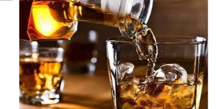 ടോക്കണിന് ആനുപാതികമായി മാത്രം മദ്യം നല്കിയാല് മതി : ബിവറേജസ് കോര്പറേഷന് ടോക്കണിന് ആനുപാതികമായി മാത്രം മദ്യം നല്കിയാല് മതി : ബിവറേജസ് കോര്പറേഷന്
