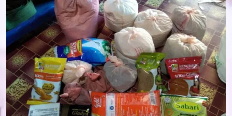 കേരളത്തിലെ എല്ലാ റേഷന് കാര്ഡ് ഉടമകള്ക്കും സൗജന്യ ഭക്ഷ്യക്കിറ്റ് വിതരണം ചെയ്യുമെന്ന് മുഖ്യമന്ത്രി കേരളത്തിലെ എല്ലാ റേഷന് കാര്ഡ് ഉടമകള്ക്കും സൗജന്യ ഭക്ഷ്യക്കിറ്റ് വിതരണം ചെയ്യുമെന്ന് മുഖ്യമന്ത്രി