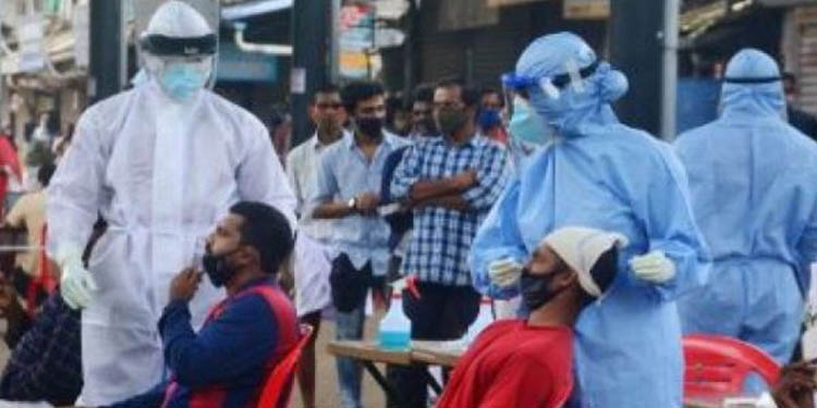  മരിച്ചവരില് 70 ശതമാനവും അറുപത് വയസിന് മുകളിലുള്ളവര് ; കേരളത്തില് കൊവിഡ് മരണ നിരക്ക് ഇനിയും കൂടുമെന്ന സൂചന മരിച്ചവരില് 70 ശതമാനവും അറുപത് വയസിന് മുകളിലുള്ളവര് ; കേരളത്തില് കൊവിഡ് മരണ നിരക്ക് ഇനിയും കൂടുമെന്ന സൂചന