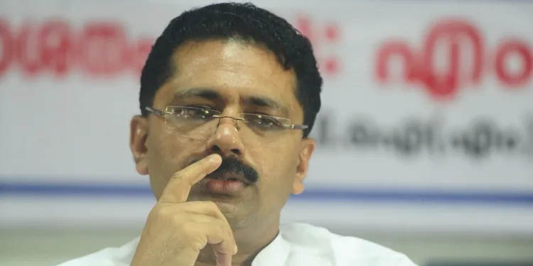 എന്ഫോഴ്സ്മെന്റ് ഡയറക്ടറേറ്റ് ഓഫീസിലേയ്ക്ക് ജലീല് എത്തിയത് അനസിന്റെ കാറില് : ഉറ്റ സുഹൃത്ത് അനസിന് കുരുക്ക് എന്ഫോഴ്സ്മെന്റ് ഡയറക്ടറേറ്റ് ഓഫീസിലേയ്ക്ക് ജലീല് എത്തിയത് അനസിന്റെ കാറില് : ഉറ്റ സുഹൃത്ത് അനസിന് കുരുക്ക്