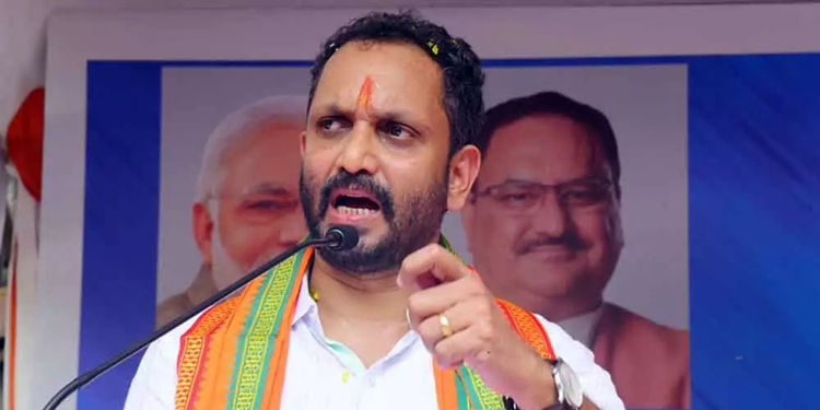ഡ്രൈവറെ പിരിച്ചു വിടുകയല്ല, ആരോഗ്യമന്ത്രി രാജിവെയ്ക്കുകയാണ് വേണ്ടത് : കെ. സുരേന്ദ്രൻ ഡ്രൈവറെ പിരിച്ചു വിടുകയല്ല, ആരോഗ്യമന്ത്രി രാജിവെയ്ക്കുകയാണ് വേണ്ടത് : കെ. സുരേന്ദ്രൻ