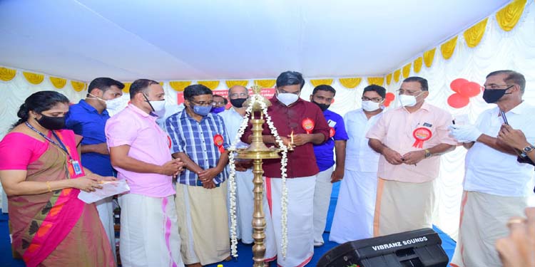 പത്തനംതിട്ട ഡിസ്ട്രിക് മോട്ടോർ ഡ്രൈവിംഗ് സ്കൂൾ ഓണേഴ്സ് ആൻ്റ് വർക്കേഴ്സ് സോഷ്യൽ വെൽഫെയർ കോ ഓപ്പറേറ്റീവ് സൊസൈറ്റി ലിമിറ്റഡ് ഓഫീസ് ഉദ്ഘാടനം ചെയ്തു പത്തനംതിട്ട ഡിസ്ട്രിക് മോട്ടോർ ഡ്രൈവിംഗ് സ്കൂൾ ഓണേഴ്സ് ആൻ്റ് വർക്കേഴ്സ് സോഷ്യൽ വെൽഫെയർ കോ ഓപ്പറേറ്റീവ് സൊസൈറ്റി ലിമിറ്റഡ് ഓഫീസ് ഉദ്ഘാടനം ചെയ്തു