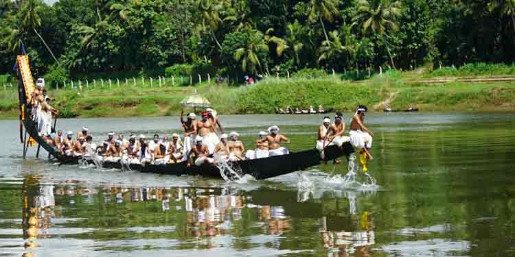 ആറന്മുള ഉത്രട്ടാതി ജലോത്സവത്തിന്റെ ചടങ്ങുകള് തത്സമയം കണ്ടത് ആയിരക്കണക്കിന് ആളുകള് ആറന്മുള ഉത്രട്ടാതി ജലോത്സവത്തിന്റെ ചടങ്ങുകള് തത്സമയം കണ്ടത് ആയിരക്കണക്കിന് ആളുകള്