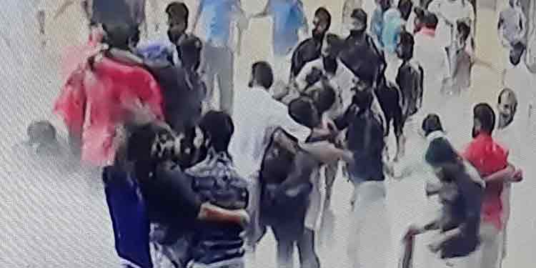 തെരുവുയുദ്ധം ആറാം ദിനവും ; ജലീലിന്റെ രാജിയ്ക്കായി യുവജന പ്രക്ഷോഭം തെരുവുയുദ്ധം ആറാം ദിനവും ; ജലീലിന്റെ രാജിയ്ക്കായി യുവജന പ്രക്ഷോഭം