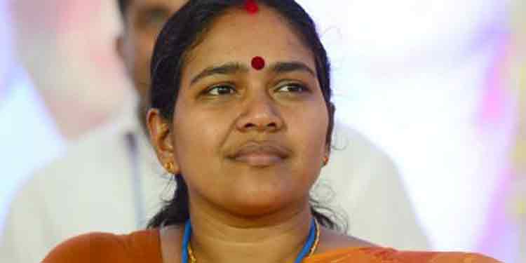 പൊതുരംഗത്ത് നിന്നു വിട്ട് ശോഭ സുരേന്ദ്രൻ : ആരും ഒഴിവാക്കിയില്ലെന്ന് ബിജെപി പൊതുരംഗത്ത് നിന്നു വിട്ട് ശോഭ സുരേന്ദ്രൻ : ആരും ഒഴിവാക്കിയില്ലെന്ന് ബിജെപി