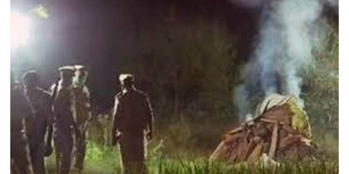ഹത്രാസ് സംഭവo : സി ബി ഐ അന്വേഷണത്തിന് ഹൈക്കോടതി മേല്നോട്ടം വഹിക്കണമെന്ന് സുപ്രീംകോടതി ഹത്രാസ് സംഭവo : സി ബി ഐ അന്വേഷണത്തിന് ഹൈക്കോടതി മേല്നോട്ടം വഹിക്കണമെന്ന് സുപ്രീംകോടതി