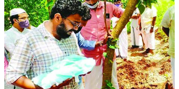 ചികിത്സ വൈകിയതിനെ തുടര്ന്ന് ഗര്ഭസ്ഥ ഇരട്ടക്കുട്ടികള് മരിച്ച സംഭവo : ബന്ധുക്കള് മൊഴി നല്കി ചികിത്സ വൈകിയതിനെ തുടര്ന്ന് ഗര്ഭസ്ഥ ഇരട്ടക്കുട്ടികള് മരിച്ച സംഭവo : ബന്ധുക്കള് മൊഴി നല്കി