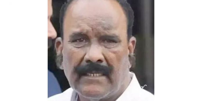 തെലങ്കാന മുന് ആഭ്യന്തരമന്ത്രിയും ടി.എസ്.ആര് നേതാവുമായ നയനി നരസിംഹ റെഡ്ഢി അന്തരിച്ചു തെലങ്കാന മുന് ആഭ്യന്തരമന്ത്രിയും ടി.എസ്.ആര് നേതാവുമായ നയനി നരസിംഹ റെഡ്ഢി അന്തരിച്ചു