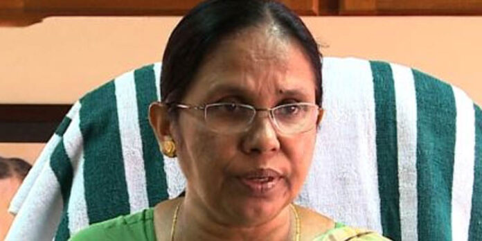 കളമശ്ശേരി മെഡിക്കല് കോളേജ് സംഭവo : നഴ്സിംഗ് ഓഫീസറെ സസ്പെന്ഡ് ചെയ്യാന് തീരുമാനിച്ചതായി ആരോഗ്യമന്ത്രി കളമശ്ശേരി മെഡിക്കല് കോളേജ് സംഭവo : നഴ്സിംഗ് ഓഫീസറെ സസ്പെന്ഡ് ചെയ്യാന് തീരുമാനിച്ചതായി ആരോഗ്യമന്ത്രി