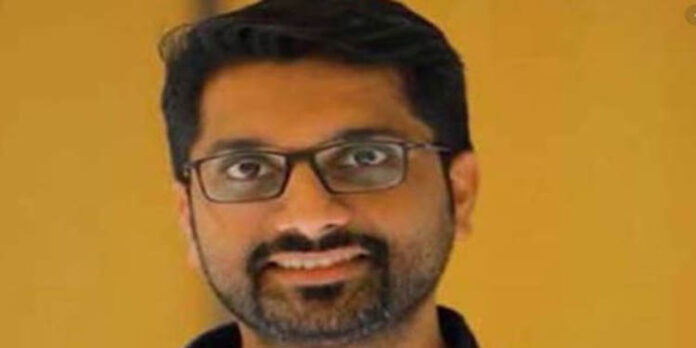 മന്ത്രിമാരായ കെ. ടി ജലീലും കടകംപള്ളി സുരേന്ദ്രനും പല തവണ കോണ്സുലേറ്റില് വന്നിട്ടുണ്ടെന്ന് സരിത്ത് മൊഴി നല്കി മന്ത്രിമാരായ കെ. ടി ജലീലും കടകംപള്ളി സുരേന്ദ്രനും പല തവണ കോണ്സുലേറ്റില് വന്നിട്ടുണ്ടെന്ന് സരിത്ത് മൊഴി നല്കി