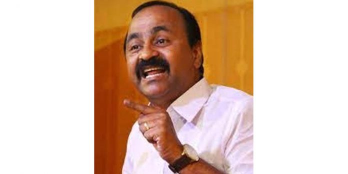 ഊരാളുങ്കല് ലേബര് സൊസൈറ്റിക്കെതിരായ വിമര്ശനത്തില് ധനമന്ത്രി തോമസ് ഐസക്കിനെ രൂക്ഷമായി വിമര്ശിച്ച് വി.ഡി സതീശന് ഊരാളുങ്കല് ലേബര് സൊസൈറ്റിക്കെതിരായ വിമര്ശനത്തില് ധനമന്ത്രി തോമസ് ഐസക്കിനെ രൂക്ഷമായി വിമര്ശിച്ച് വി.ഡി സതീശന്