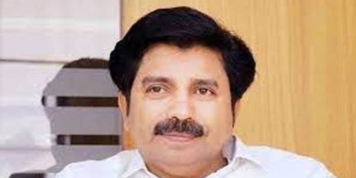 മെഡിക്കല് സീറ്റ് തട്ടിപ്പുമായി ബന്ധപ്പെട്ട് ഇ ഡി ആര്യാടന് ഷൗക്കത്തിന്റെ മൊഴിയെടുത്തു മെഡിക്കല് സീറ്റ് തട്ടിപ്പുമായി ബന്ധപ്പെട്ട് ഇ ഡി ആര്യാടന് ഷൗക്കത്തിന്റെ മൊഴിയെടുത്തു