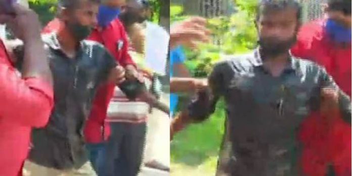 മലബാര് സിമന്റ്സിന് മുന്നില് തൊഴിലാളി ആത്മഹത്യക്ക് ശ്രമിച്ചു മലബാര് സിമന്റ്സിന് മുന്നില് തൊഴിലാളി ആത്മഹത്യക്ക് ശ്രമിച്ചു