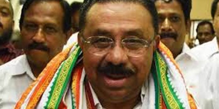 എം എം ഹസന് പെരുന്നയിലെ എന്എസ്എസ് ആസ്ഥാനത്തെത്തി എം എം ഹസന് പെരുന്നയിലെ എന്എസ്എസ് ആസ്ഥാനത്തെത്തി