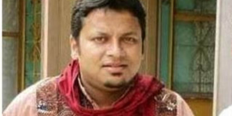 കോവിഡ് ബാധിച്ചാല് മമതാ ബാനര്ജിയെ കെട്ടിപ്പിടിക്കുമെന്ന് പറഞ്ഞ അനുപം ഹസ്രയ്ക്ക് കോവിഡ് സ്ഥിരീകരിച്ചു കോവിഡ് ബാധിച്ചാല് മമതാ ബാനര്ജിയെ കെട്ടിപ്പിടിക്കുമെന്ന് പറഞ്ഞ അനുപം ഹസ്രയ്ക്ക് കോവിഡ് സ്ഥിരീകരിച്ചു
