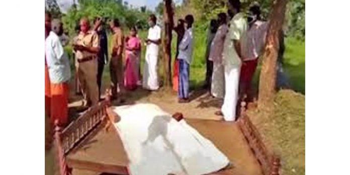 ചെല്ലങ്കാവ് ആദിവാസി കോളനിയില് വ്യാജമദ്യ ദുരന്തം ; ഒരാള് അറസ്റ്റില് ചെല്ലങ്കാവ് ആദിവാസി കോളനിയില് വ്യാജമദ്യ ദുരന്തം ; ഒരാള് അറസ്റ്റില്