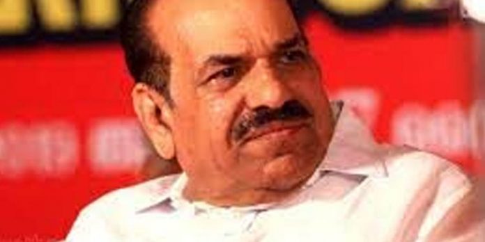 ഭൂമാഫിയയുടെ കൂടെ പ്രവര്ത്തിച്ച് പി.ടി. തോമസ് എം.എല്.എ ജനങ്ങളെ വെല്ലുവിളിക്കുകയാണെന്ന് കോടിയേരി ഭൂമാഫിയയുടെ കൂടെ പ്രവര്ത്തിച്ച് പി.ടി. തോമസ് എം.എല്.എ ജനങ്ങളെ വെല്ലുവിളിക്കുകയാണെന്ന് കോടിയേരി