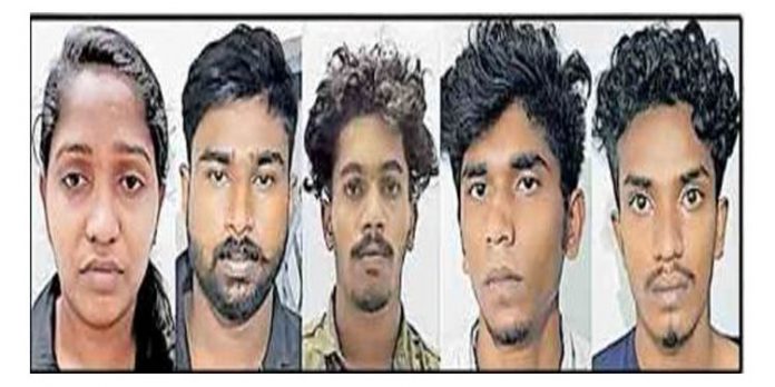 ഹണിട്രാപ്പ് പ്രതികള്ക്ക് കോവിഡ് ; പോലീസുകാര് ക്വാറെന്റൈനില് ഹണിട്രാപ്പ് പ്രതികള്ക്ക് കോവിഡ് ; പോലീസുകാര് ക്വാറെന്റൈനില്