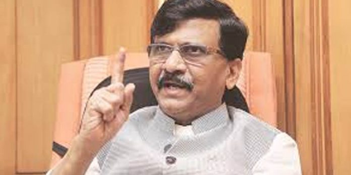 കശ്മീരില് അനുച്ഛേദം 370 പുനഃസ്ഥാപിക്കാന് ശ്രമിക്കുന്നവരെ ആന്തമാനിലേക്കയച്ച് പത്ത് വര്ഷം തടവിലടണo : സഞ്ജയ് റാവത്ത് കശ്മീരില് അനുച്ഛേദം 370 പുനഃസ്ഥാപിക്കാന് ശ്രമിക്കുന്നവരെ ആന്തമാനിലേക്കയച്ച് പത്ത് വര്ഷം തടവിലടണo : സഞ്ജയ് റാവത്ത്