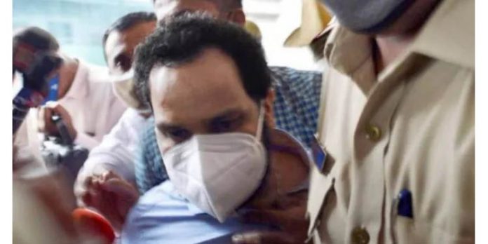 ബിനീഷിനെ ചോദ്യം ചെയ്യുന്ന ഉദ്യോഗസ്ഥരോട് വിശദാംശങ്ങള് തേടി എന്സിബിയും ബിനീഷിനെ ചോദ്യം ചെയ്യുന്ന ഉദ്യോഗസ്ഥരോട് വിശദാംശങ്ങള് തേടി എന്സിബിയും