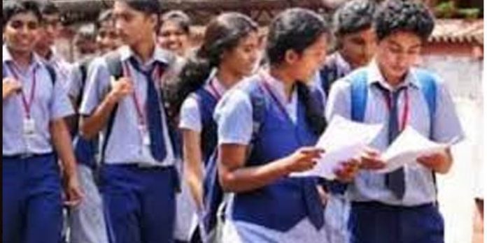 വിക്ടേഴ്സില് തിങ്കളാഴ്ച മുതല് പ്ലസ് വണ് ക്ലാസുകള് ആരംഭിക്കുo വിക്ടേഴ്സില് തിങ്കളാഴ്ച മുതല് പ്ലസ് വണ് ക്ലാസുകള് ആരംഭിക്കുo