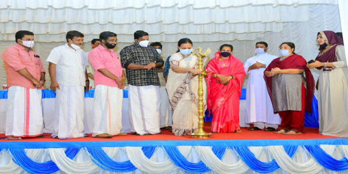 അൽഫിയാ ജലീലിൻ്റെ പുതിയ പുസ്തകത്തിൻ്റെ പ്രകാശനം വീണാ ജോർജ് എംഎൽ എ നിർവ്വഹിച്ചു അൽഫിയാ ജലീലിൻ്റെ പുതിയ പുസ്തകത്തിൻ്റെ പ്രകാശനം വീണാ ജോർജ് എംഎൽ എ നിർവ്വഹിച്ചു