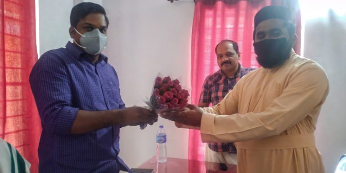 ഒരു വര്ഷം പൂര്ത്തിയാക്കിയ കോന്നി എം.എല്.എ കെ.യു.ജനീഷ് കുമാറിന് ആശംസാ പ്രവാഹം ഒരു വര്ഷം പൂര്ത്തിയാക്കിയ കോന്നി എം.എല്.എ കെ.യു.ജനീഷ് കുമാറിന് ആശംസാ പ്രവാഹം