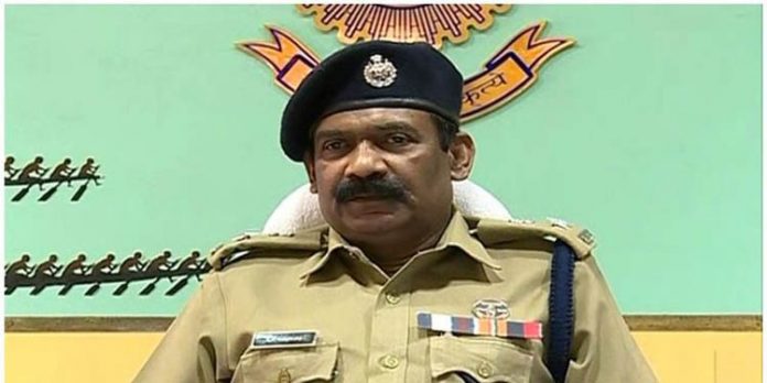 ആറന്മുളയിലെ ആംബുലൻസിലെ പീഡനം : പെൺകുട്ടിക്കും സാക്ഷികൾക്കും കർശന സുരക്ഷയൊരുക്കുമെന്ന് എസ്പി കെ ജി സൈമൺ ആറന്മുളയിലെ ആംബുലൻസിലെ പീഡനം : പെൺകുട്ടിക്കും സാക്ഷികൾക്കും കർശന സുരക്ഷയൊരുക്കുമെന്ന് എസ്പി കെ ജി സൈമൺ