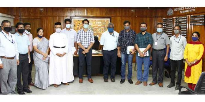 കോവിഡ് പ്രതിരോധ പ്രവര്ത്തനങ്ങളില് പങ്കാളികളായ ചെറുകിട വ്യവസായികളെ ആദരിച്ചു കോവിഡ് പ്രതിരോധ പ്രവര്ത്തനങ്ങളില് പങ്കാളികളായ ചെറുകിട വ്യവസായികളെ ആദരിച്ചു