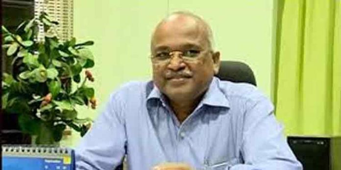 500 കോടി രൂപയുടെ ക്രമക്കേട് നടത്തിയിട്ടുണ്ടെന്ന് സിബിഐ ; കശുവണ്ടി കോര്പറേഷന് മുന് എംഡി കെ.എ.രതീഷിന്റെ ശമ്പളം ഇരട്ടിയിലധികമാക്കി 500 കോടി രൂപയുടെ ക്രമക്കേട് നടത്തിയിട്ടുണ്ടെന്ന് സിബിഐ ; കശുവണ്ടി കോര്പറേഷന് മുന് എംഡി കെ.എ.രതീഷിന്റെ ശമ്പളം ഇരട്ടിയിലധികമാക്കി