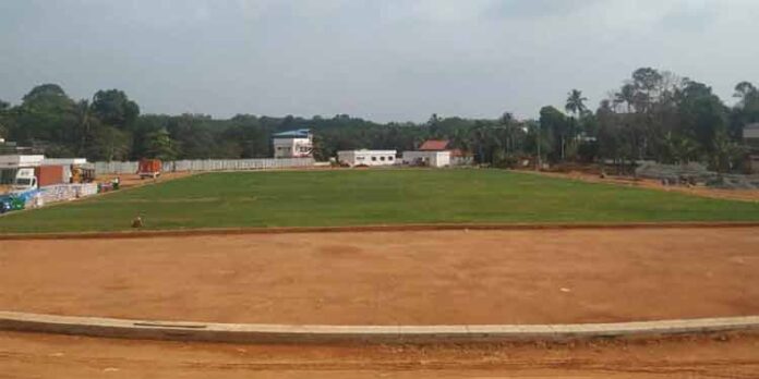കൊടുമണ് സ്റ്റേഡിയം നിര്മാണം അവസാനഘട്ടത്തില് കൊടുമണ് സ്റ്റേഡിയം നിര്മാണം അവസാനഘട്ടത്തില്