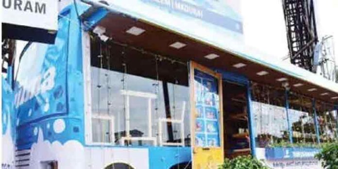 കെഎസ്ആര്ടിസിയും മില്മയും കൈകോര്ക്കുന്നു ; പഴയ ബസുകള് ഫുഡ് ഓണ് ട്രക്കുകളാവും കെഎസ്ആര്ടിസിയും മില്മയും കൈകോര്ക്കുന്നു ; പഴയ ബസുകള് ഫുഡ് ഓണ് ട്രക്കുകളാവും