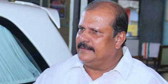 പി.സി.ജോർജിന്റെ ഹർജി ഹൈക്കോടതി തള്ളി ; മുൻകരുതൽ സ്വീകരിച്ചു തിരഞ്ഞെടുപ്പു നടത്താം പി.സി.ജോർജിന്റെ ഹർജി ഹൈക്കോടതി തള്ളി ; മുൻകരുതൽ സ്വീകരിച്ചു തിരഞ്ഞെടുപ്പു നടത്താം