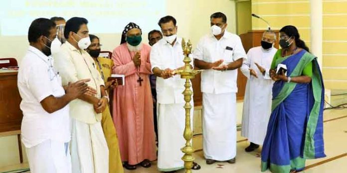 തിരുവല്ല പുഷ്പഗിരി ആശുപത്രിയിലെ ജീവനക്കാര്ക്ക് സഹകരണ സംഘം തിരുവല്ല പുഷ്പഗിരി ആശുപത്രിയിലെ ജീവനക്കാര്ക്ക് സഹകരണ സംഘം
