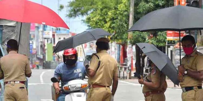 5 ദിവസത്തിനിടെ 5000 കോവിഡ് രോഗികൾ ; തൃശൂരില് നിയന്ത്രണം കടുപ്പിക്കുന്നു 5 ദിവസത്തിനിടെ 5000 കോവിഡ് രോഗികൾ ; തൃശൂരില് നിയന്ത്രണം കടുപ്പിക്കുന്നു