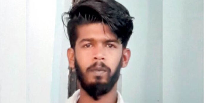 ബൈക്കില് ലിഫ്റ്റ് ചോദിച്ച് കയറി കത്തികാട്ടി പണവും മൊബൈല് ഫോണും കവര്ന്ന കേസില് ഒരാള് അറസ്റ്റില് ബൈക്കില് ലിഫ്റ്റ് ചോദിച്ച് കയറി കത്തികാട്ടി പണവും മൊബൈല് ഫോണും കവര്ന്ന കേസില് ഒരാള് അറസ്റ്റില്
