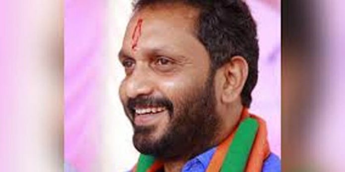 പുതിയ കേരള പോലീസ് ഭേദഗതിയ്ക്കെതിരെ ബിജെപി ഹൈക്കോടതിയിലേക്ക് പുതിയ കേരള പോലീസ് ഭേദഗതിയ്ക്കെതിരെ ബിജെപി ഹൈക്കോടതിയിലേക്ക്