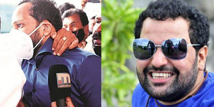 ബിനീഷിന്റെ ബെനാമി ഇടപാട് ; കാര് പാലസിലും കണ്ണൂരിലെ സ്ഥാപനങ്ങളിലും പരിശോധന ബിനീഷിന്റെ ബെനാമി ഇടപാട് ; കാര് പാലസിലും കണ്ണൂരിലെ സ്ഥാപനങ്ങളിലും പരിശോധന