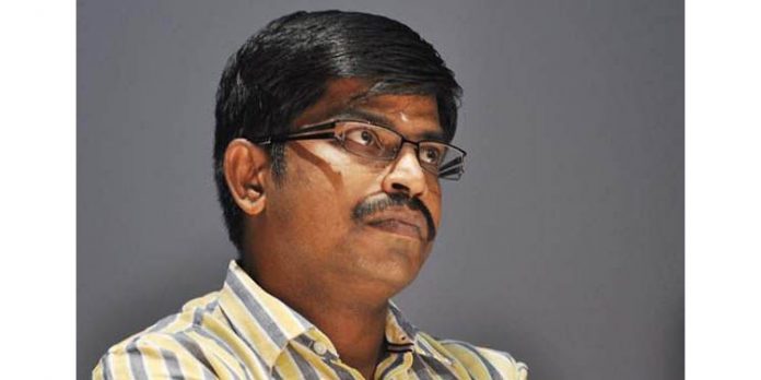 എറണാകുളം മുന് ജില്ലാ കലക്ടര് എം.ജി. രാജമാണിക്യത്തിനെതിരെ അന്വേഷണത്തിന് സര്ക്കാര് അനുമതി എറണാകുളം മുന് ജില്ലാ കലക്ടര് എം.ജി. രാജമാണിക്യത്തിനെതിരെ അന്വേഷണത്തിന് സര്ക്കാര് അനുമതി
