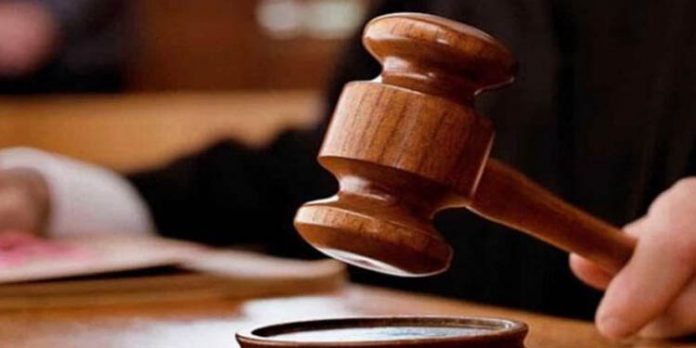 യുവതി ആത്മഹത്യ ചെയ്ത കേസ് : ഭര്ത്താവിന് ഏഴുവര്ഷം തടവും ഒരു ലക്ഷം രൂപ പിഴയും യുവതി ആത്മഹത്യ ചെയ്ത കേസ് : ഭര്ത്താവിന് ഏഴുവര്ഷം തടവും ഒരു ലക്ഷം രൂപ പിഴയും