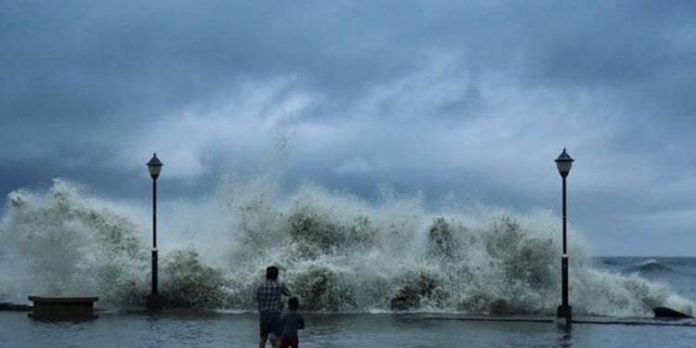 നിവാര് ചുഴലിക്കാറ്റ് നാളെ തമിഴ്നാട് – പുതുച്ചേരി തീരം തൊടാന് സാധ്യതയെന്ന് കേന്ദ്ര കാലാവസ്ഥ വകുപ്പ് നിവാര് ചുഴലിക്കാറ്റ് നാളെ തമിഴ്നാട് – പുതുച്ചേരി തീരം തൊടാന് സാധ്യതയെന്ന് കേന്ദ്ര കാലാവസ്ഥ വകുപ്പ്